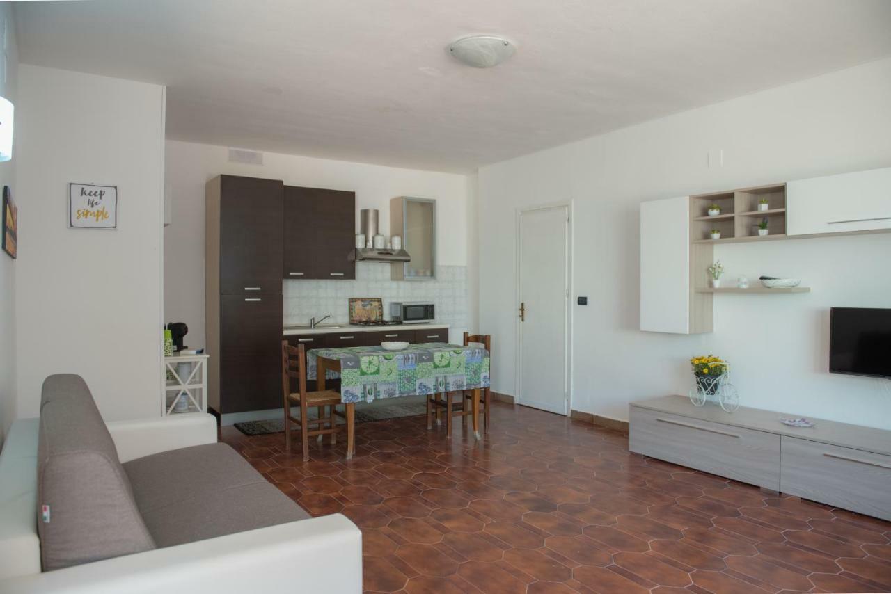 Villa Rosa Luxury Apartment มอนเดลโล ภายนอก รูปภาพ
