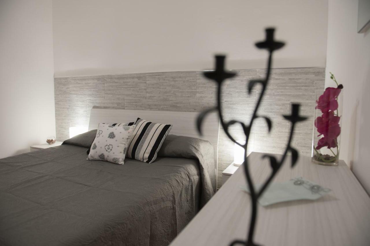 Villa Rosa Luxury Apartment มอนเดลโล ภายนอก รูปภาพ