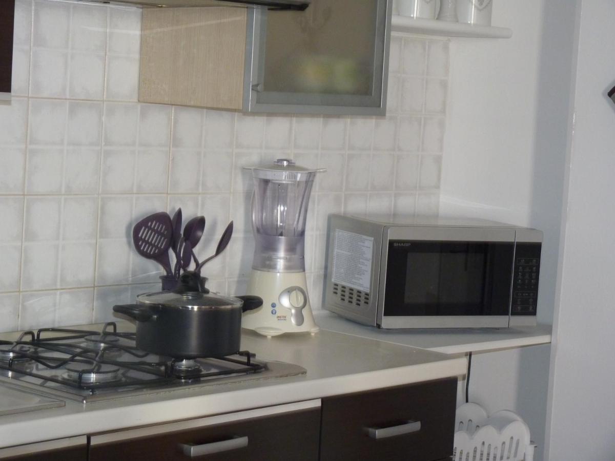 Villa Rosa Luxury Apartment มอนเดลโล ภายนอก รูปภาพ